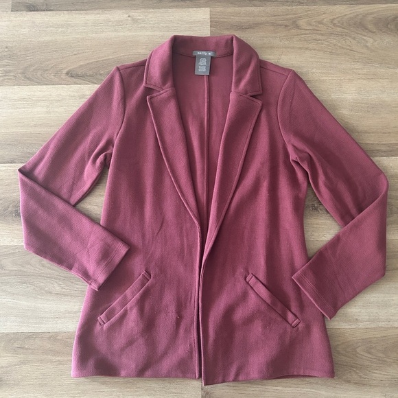 Matty M Women’s Size Small Burgundy Open Front Blazer Style Cardigan,Small- Used - Picture 1 of 9